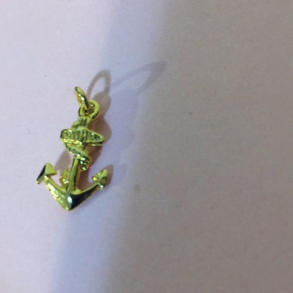 Set of four vintage pendants jewelry - Picture 5 of 6